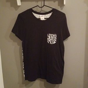 VS pink brand leopard print pocket tee